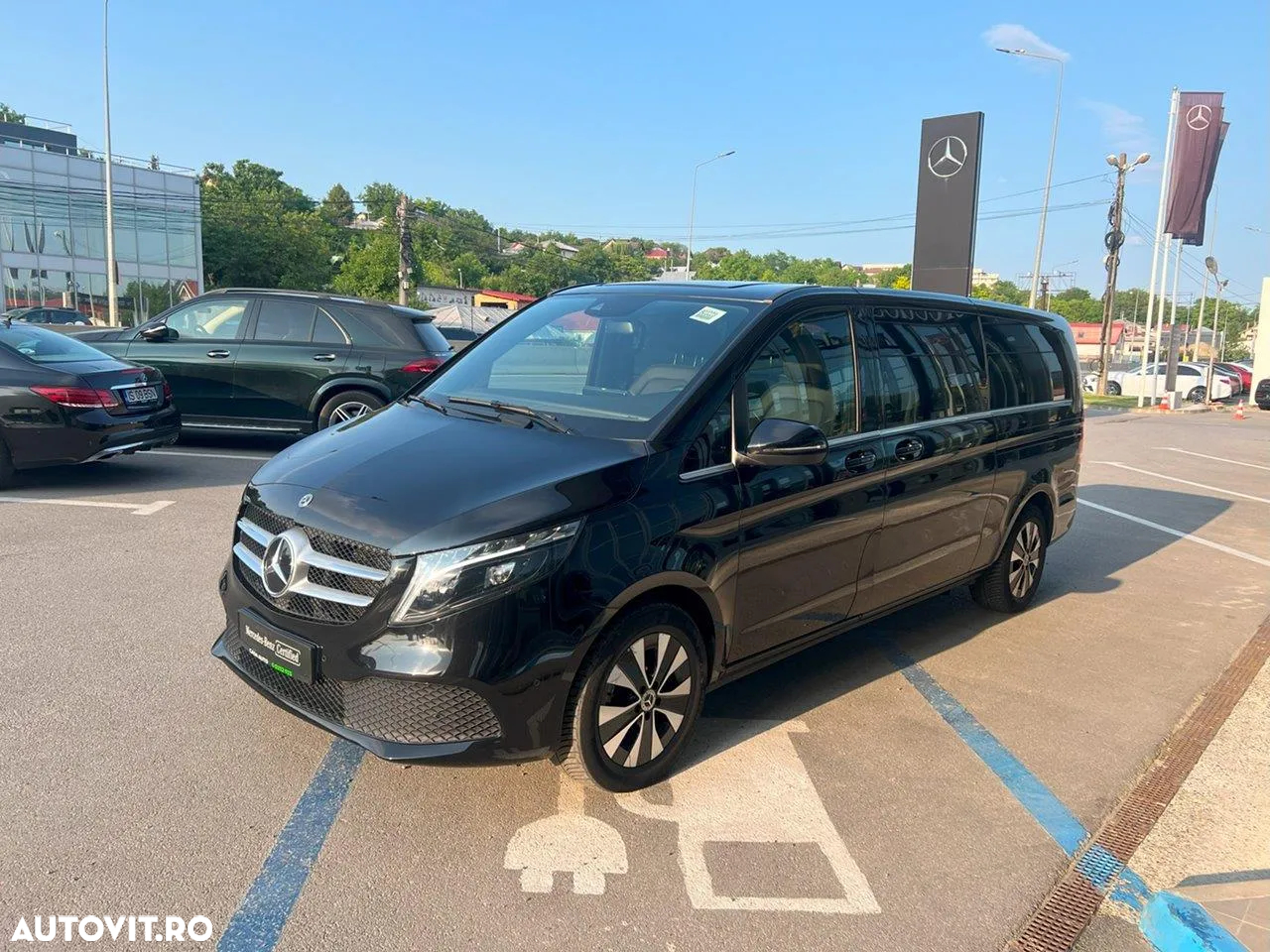 Mercedes-Benz V - 7