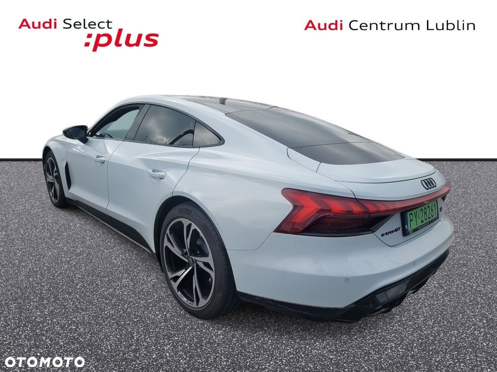 Audi e-tron GT - 7