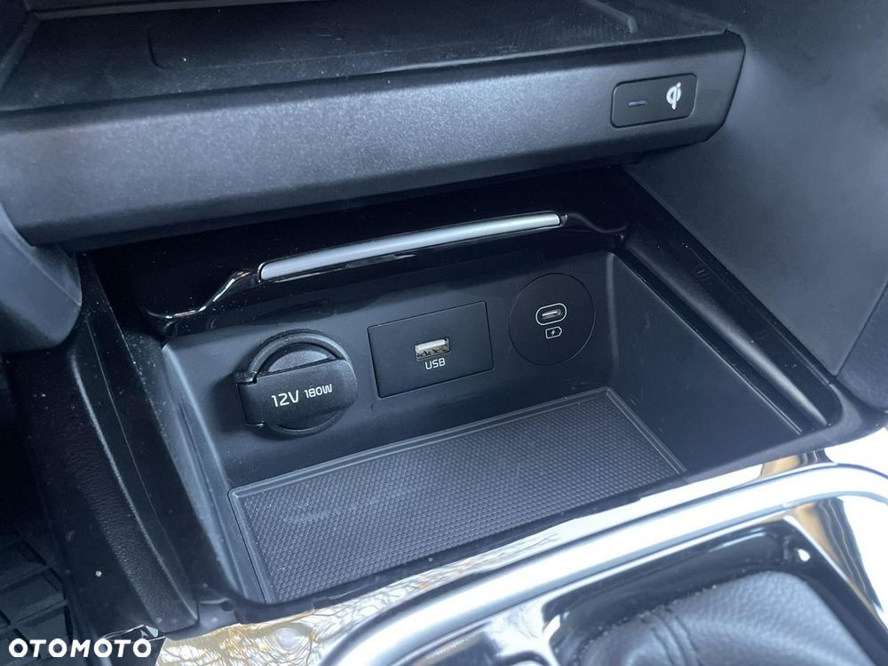 Kia XCeed 1.6 T-GDI Tribute DCT - 20