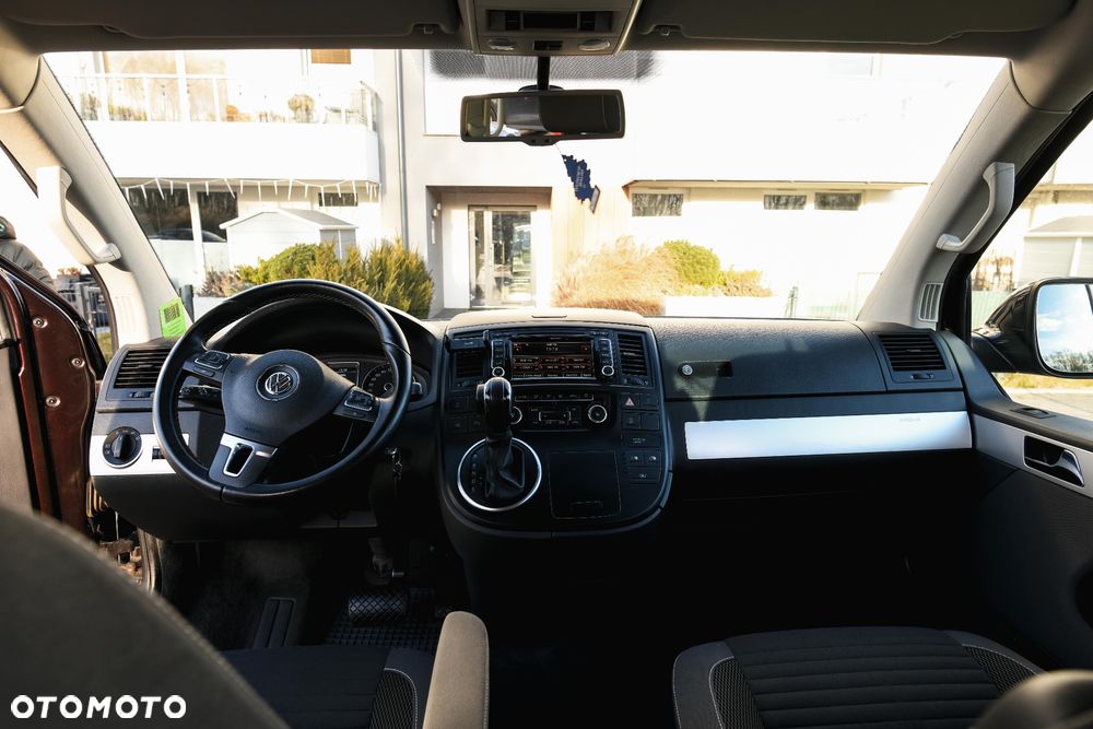 Volkswagen Multivan - 7