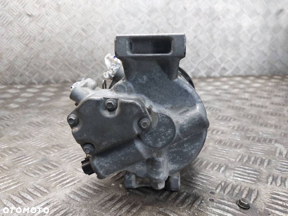 SPRĘŻARKA KOMPRESOR KLIMATYZACJI AURIS I 2.0 D4D 447260-1256 ID: 237217 - 6