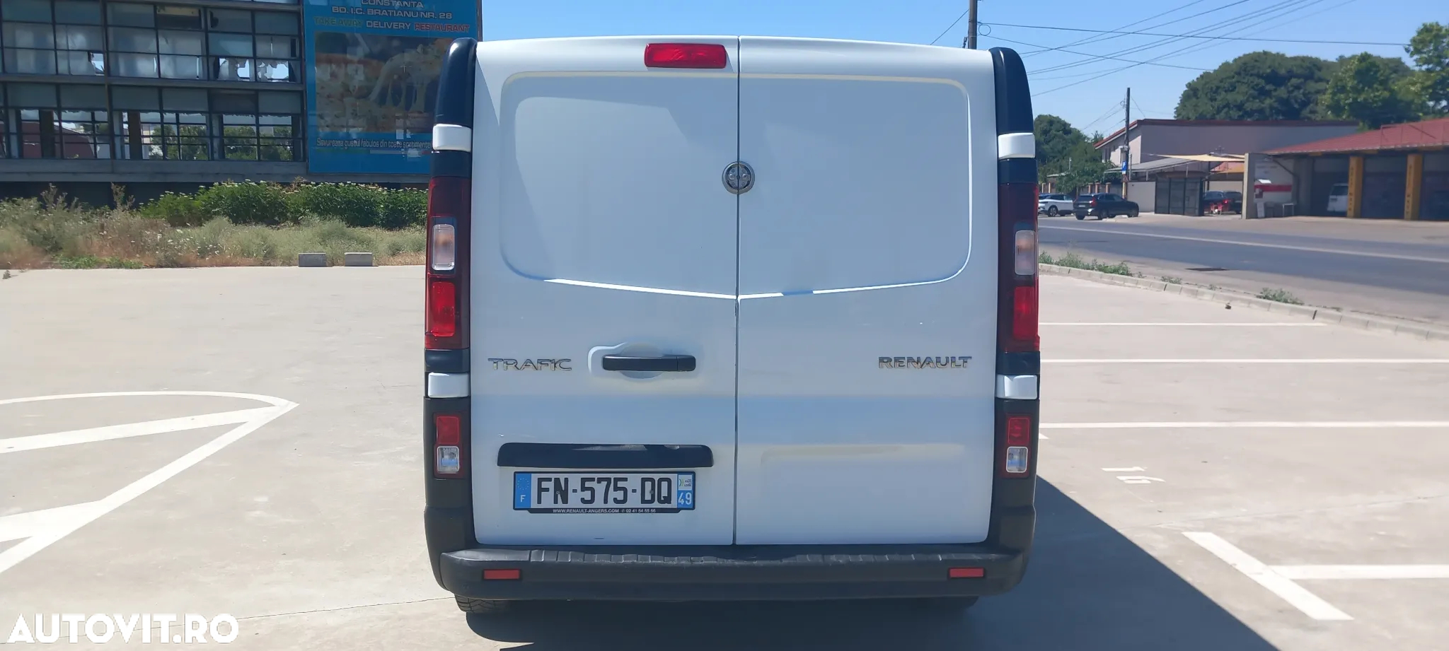 Renault Trafic - 40