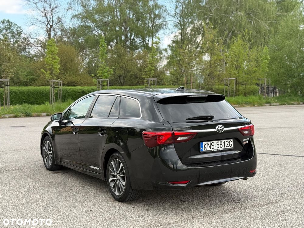 Toyota Avensis 2.0 D-4D Active Business - 3