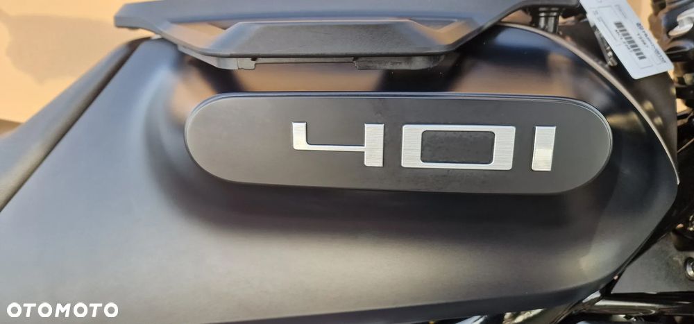 Husqvarna Svartpilen - 7