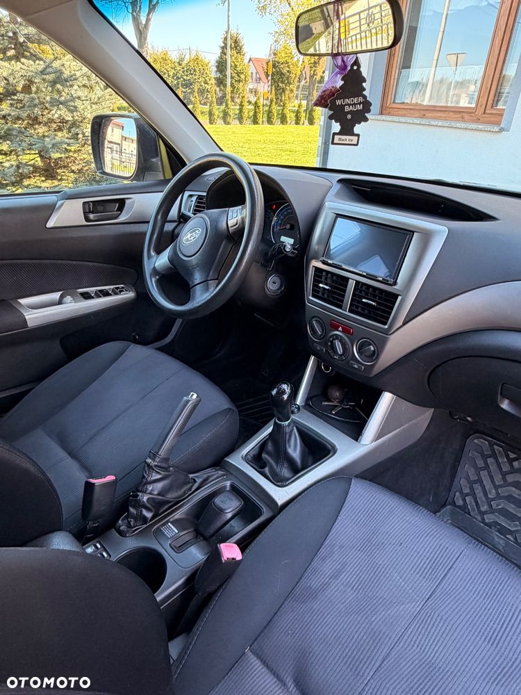 Subaru Forester 2.0 XC 000 - 8