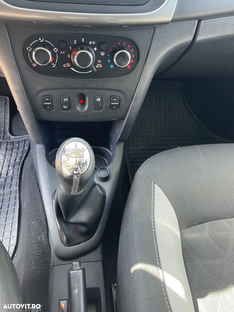 Dacia Sandero 0.9 90CP Stepway - 12