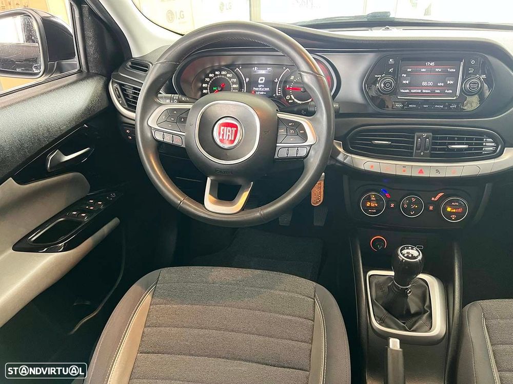 Fiat Tipo Sedan 1.3 MultiJet Lounge - 10