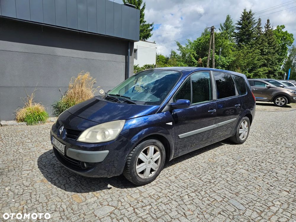 Renault Scenic - 1