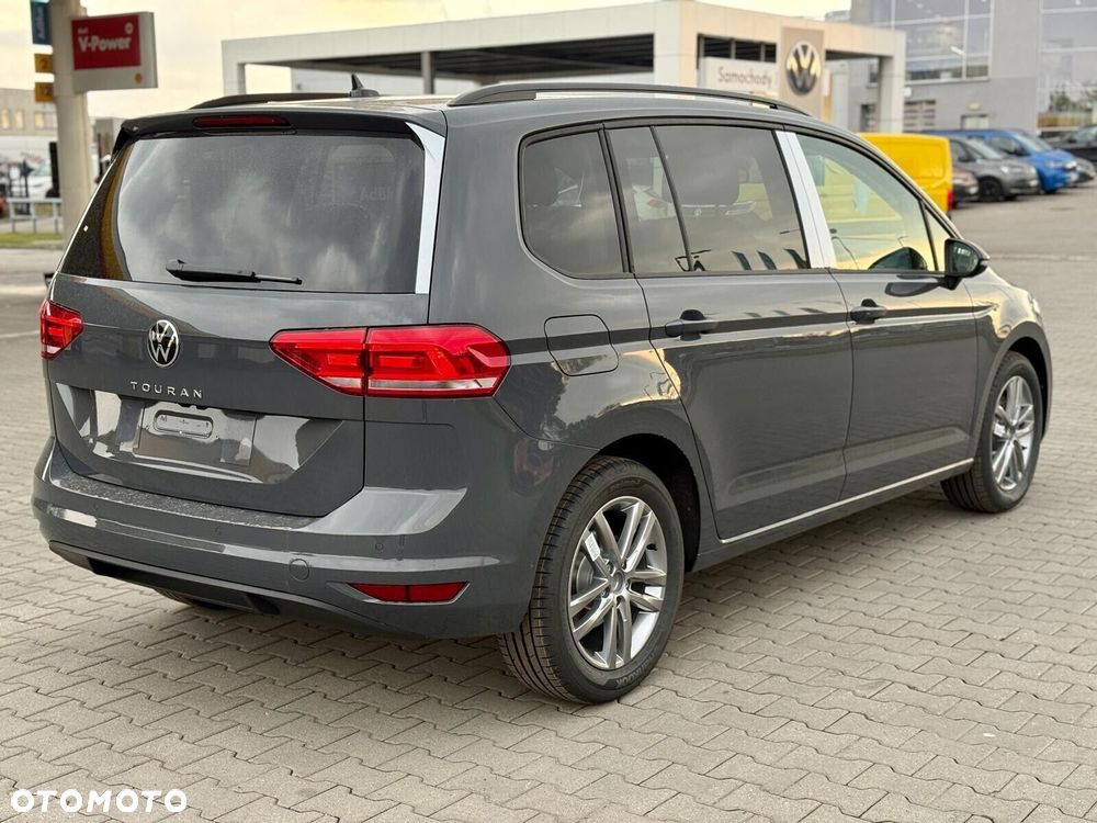 Volkswagen Touran 1.5 TSI EVO Comfortline Plus DSG - 4
