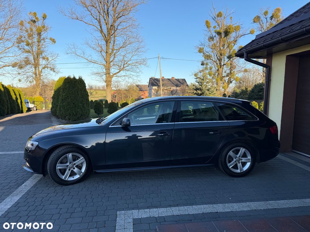 Audi A4 Avant - 6