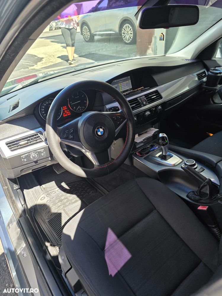 BMW Seria 5 520d Aut. - 12