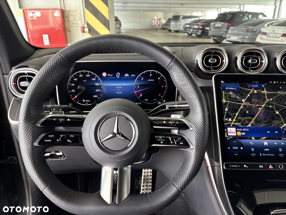 Mercedes-Benz GLC - 11