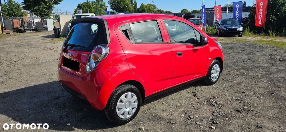 Chevrolet Spark 1.0 Base+ - 3