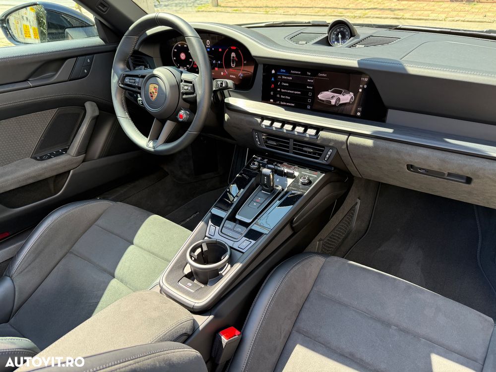Porsche 992 - 9