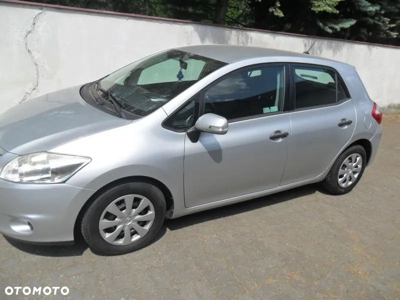 Toyota Auris 1.4 D-4D Luna - 11
