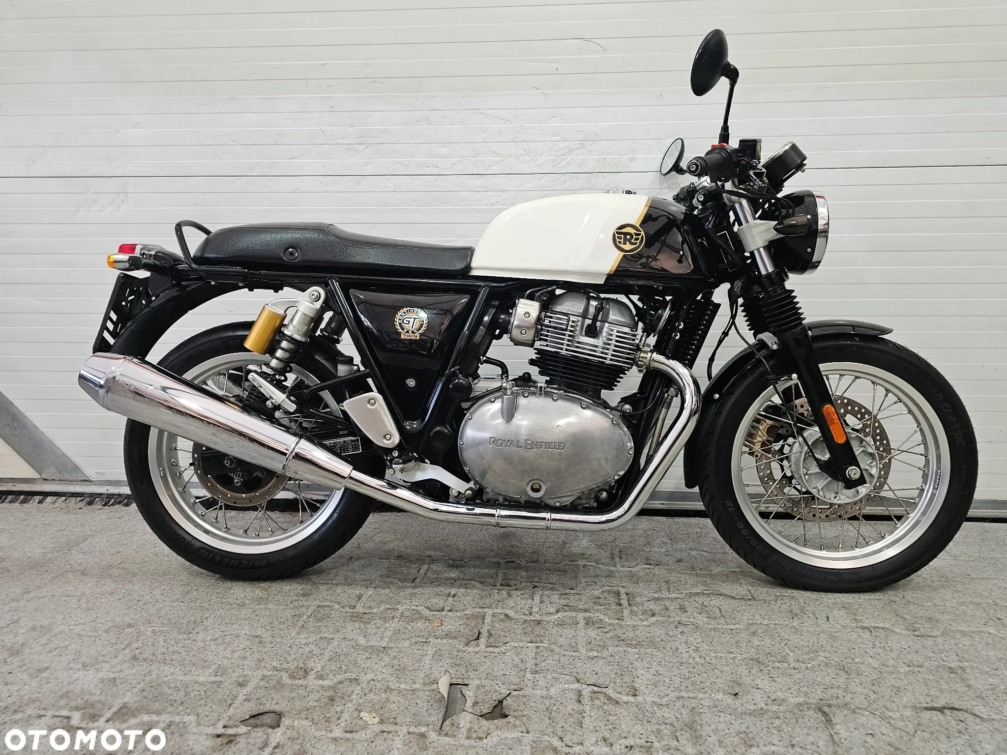 Royal Enfield Continental - 6