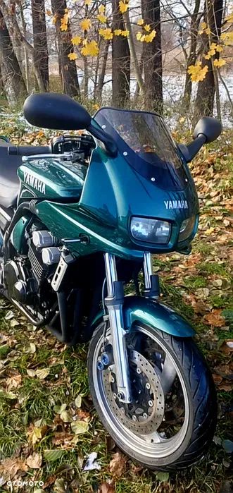 Yamaha FZS - 1