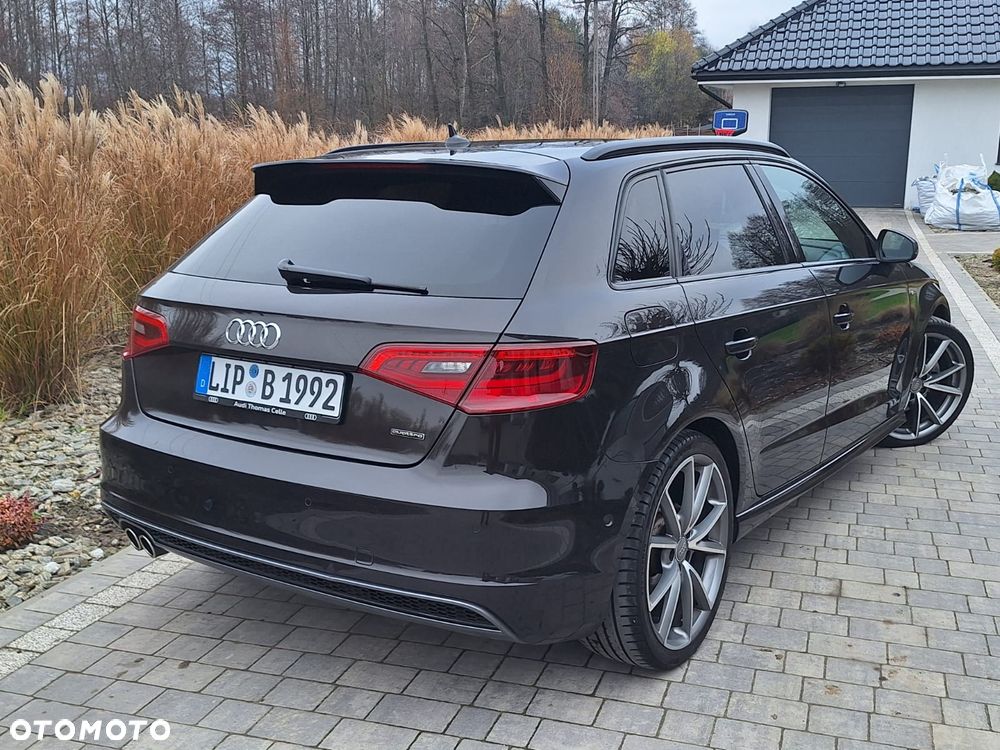 Audi A3 Sportback 2.0 TDI (clean diesel) quattro S tronic S line Sportpaket - 8