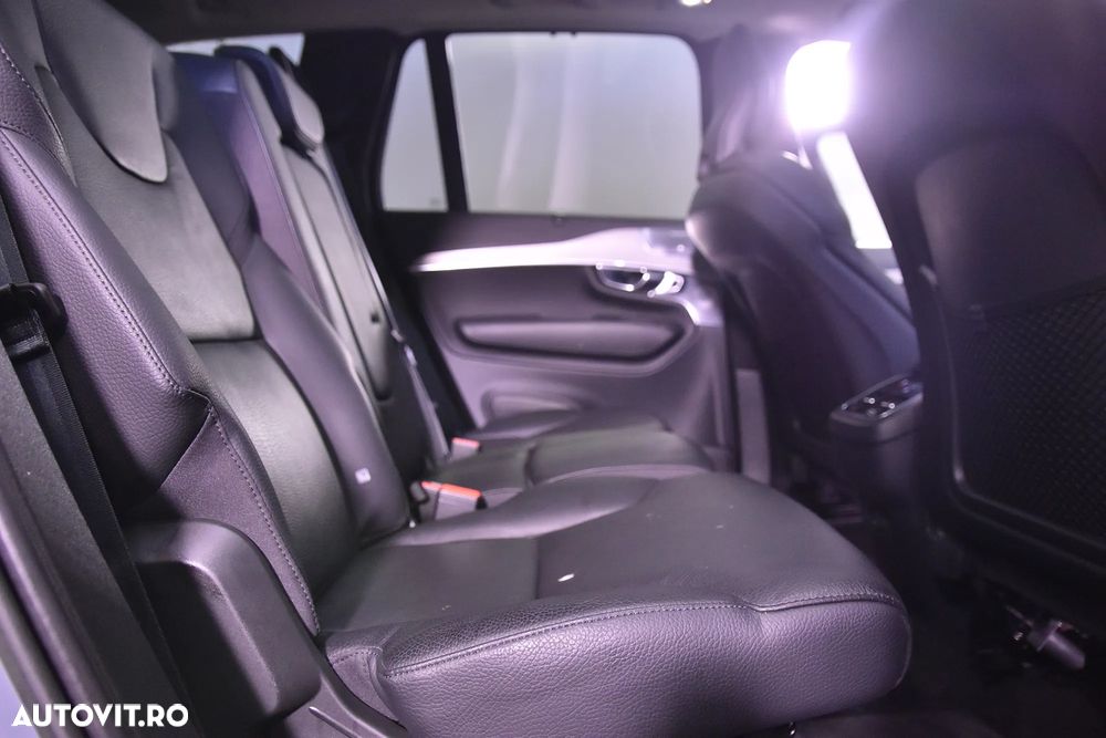 Volvo XC 90 - 13