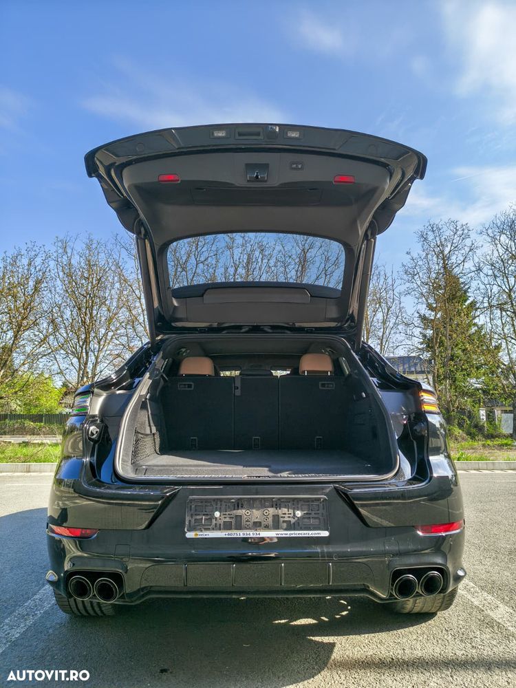 Porsche Cayenne Coupe S - 11