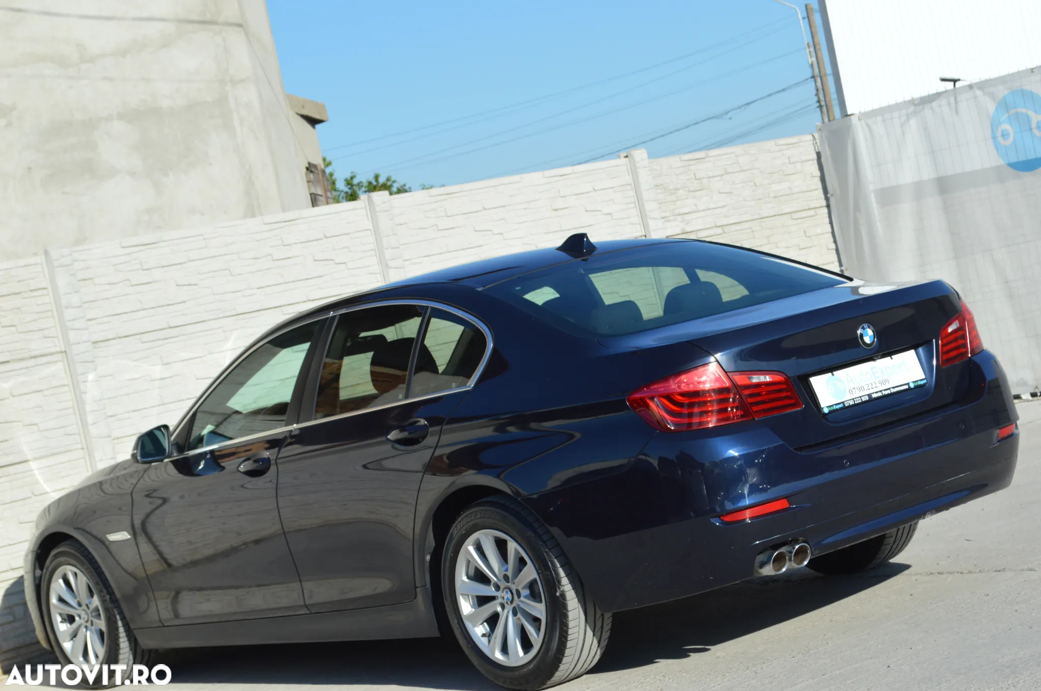 BMW Seria 5 520d Aut. Sport Line - 15
