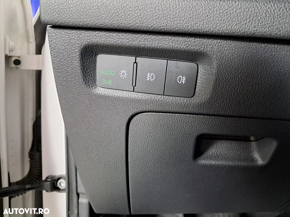 Skoda Octavia 2.0 TDI Ambition - 15