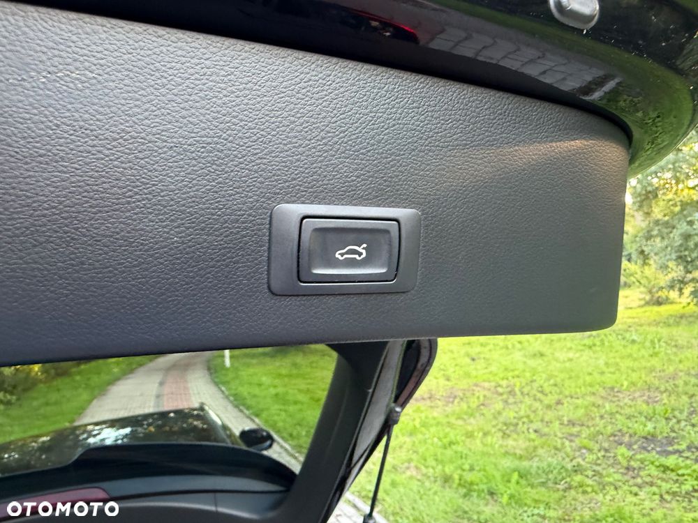 Audi A6 Avant 2.0 TDI Ultra DPF S tronic - 24
