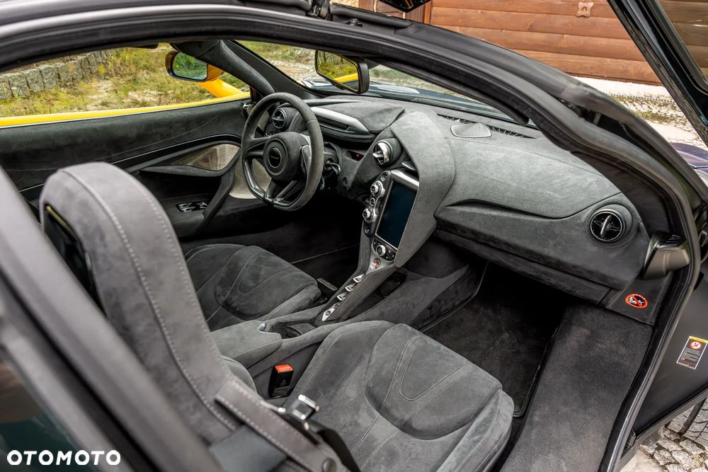 McLaren 720S Coupe Luxury - 34