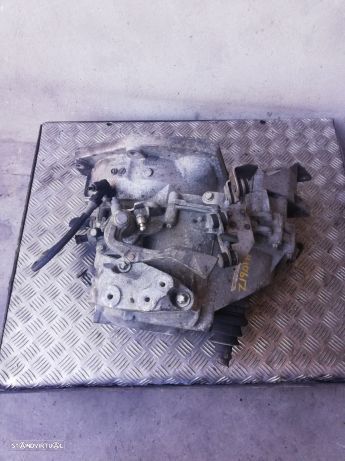 Caixa de 6 velocidades Opel 1.9 Cdti  Z19 DTH (Astra, Vetra, Insignia) ref: F40 - 1
