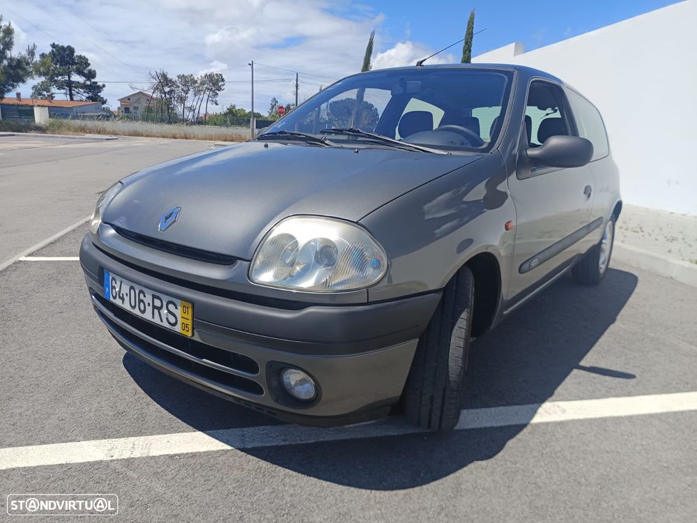 Renault Clio 1.4 16V Si - 2