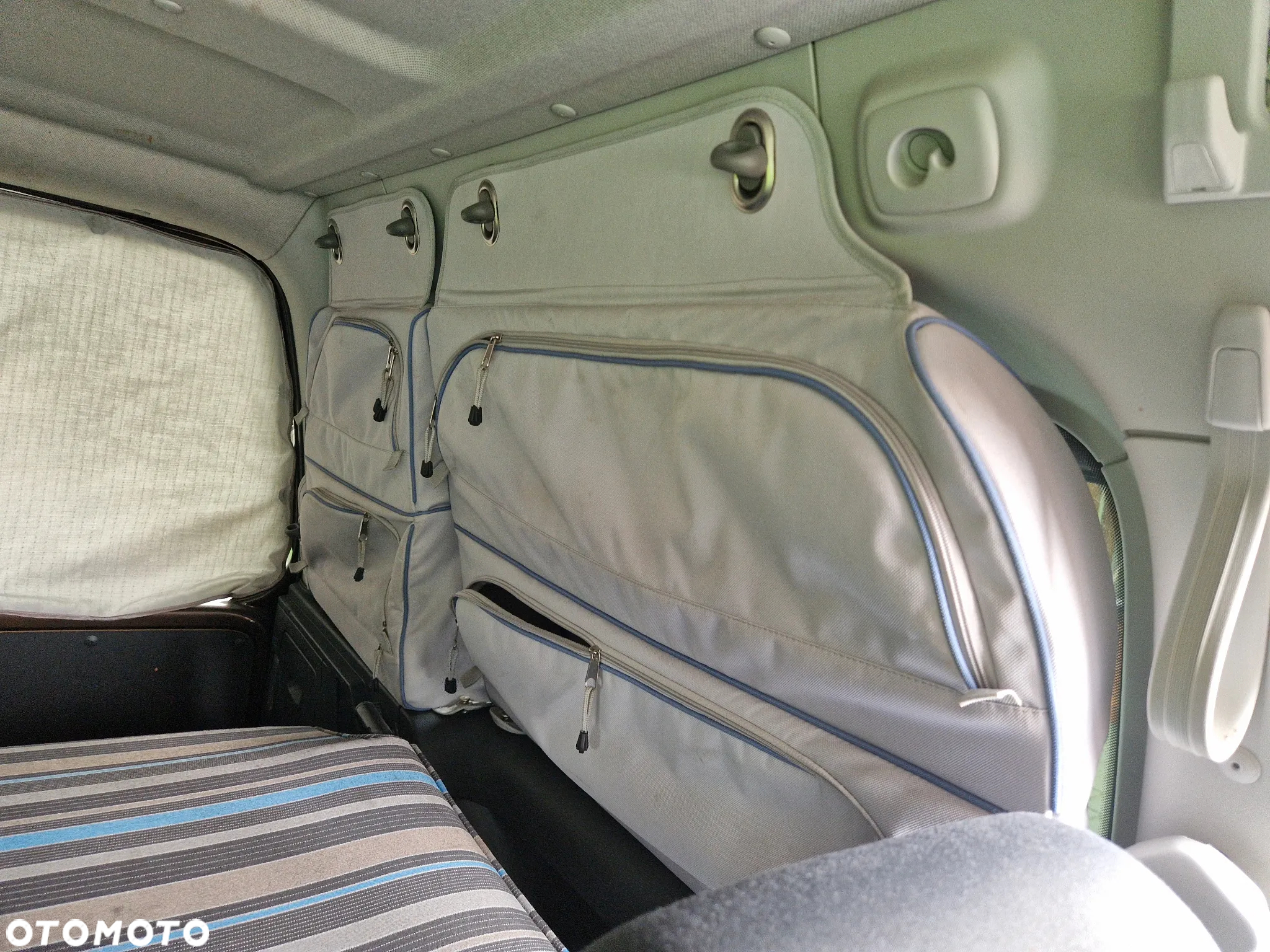 Volkswagen Caddy 2.0 TDI Comfortline DSG - 15