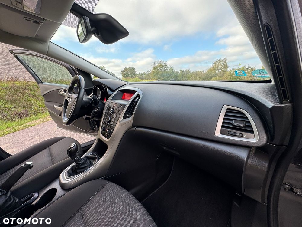 Opel Astra 1.6 Active - 25
