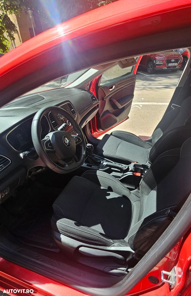 RENAULT Megane 2018 — imagine 16
