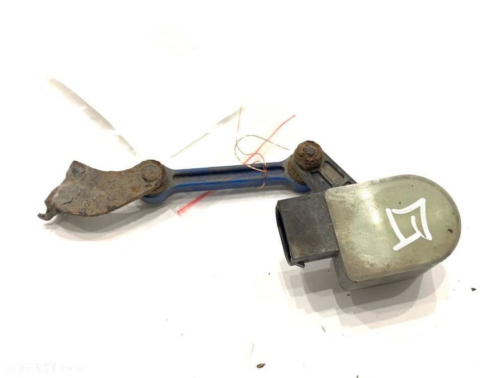 CZUJNIK POZIOMOWANIA XENON TYŁ LEWY  AUDI A4 B6 Avant (8E5) 2000 - 2005 1.9 TDI 96 kW [130 KM] olej - 1