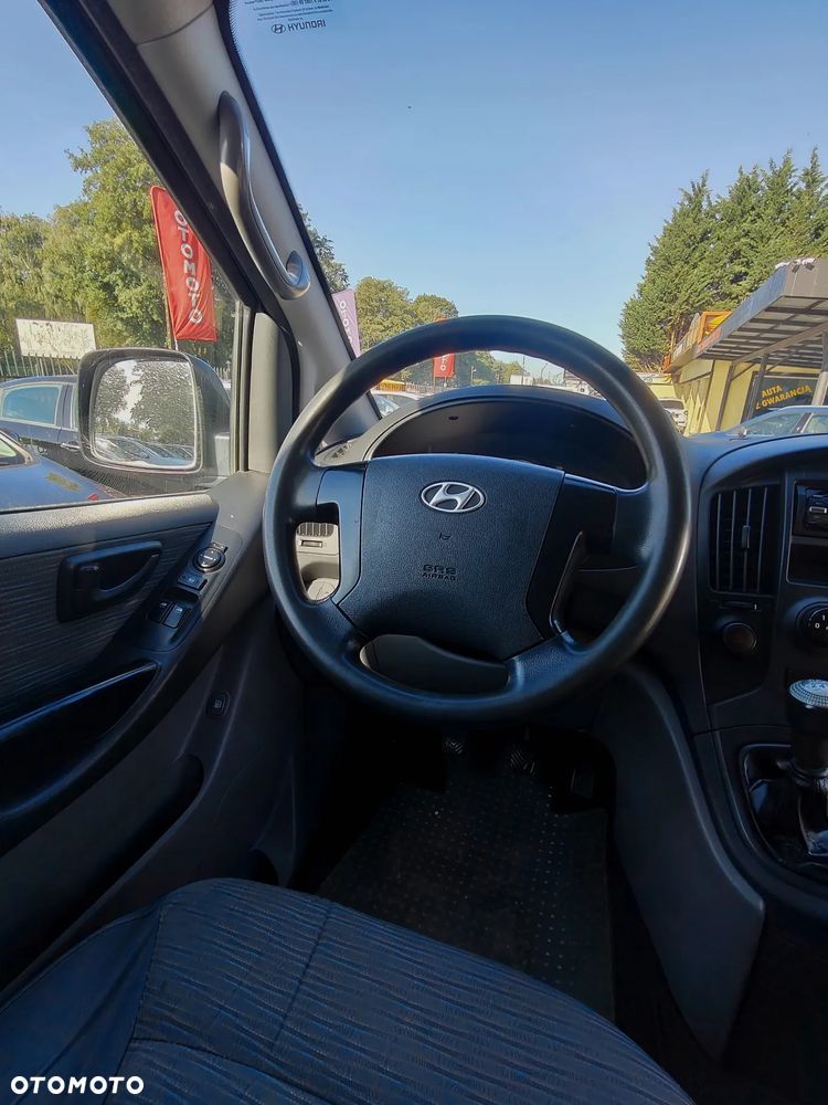 Hyundai H-1 Cargo teilverglast DF - 12