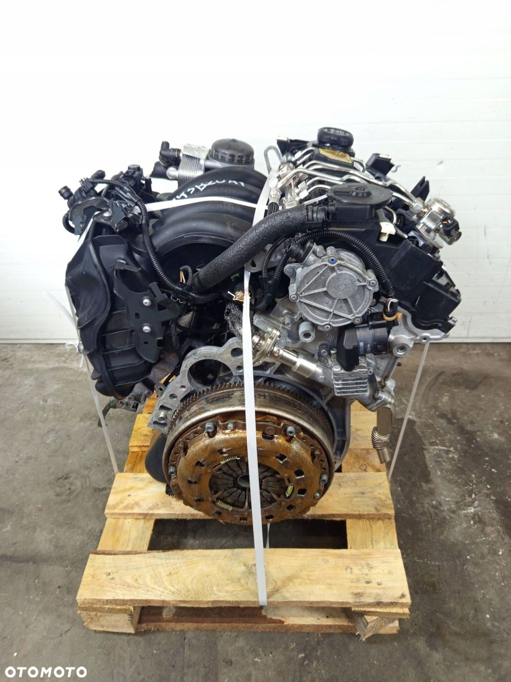 SILNIK KOMPLETNY N43B20AY BMW 3 E90 E91 1 E81 E87 118i 318i N43 - 4