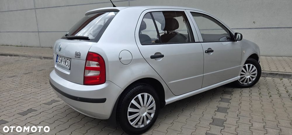 Skoda Fabia 1.2 HTP Classic - 8