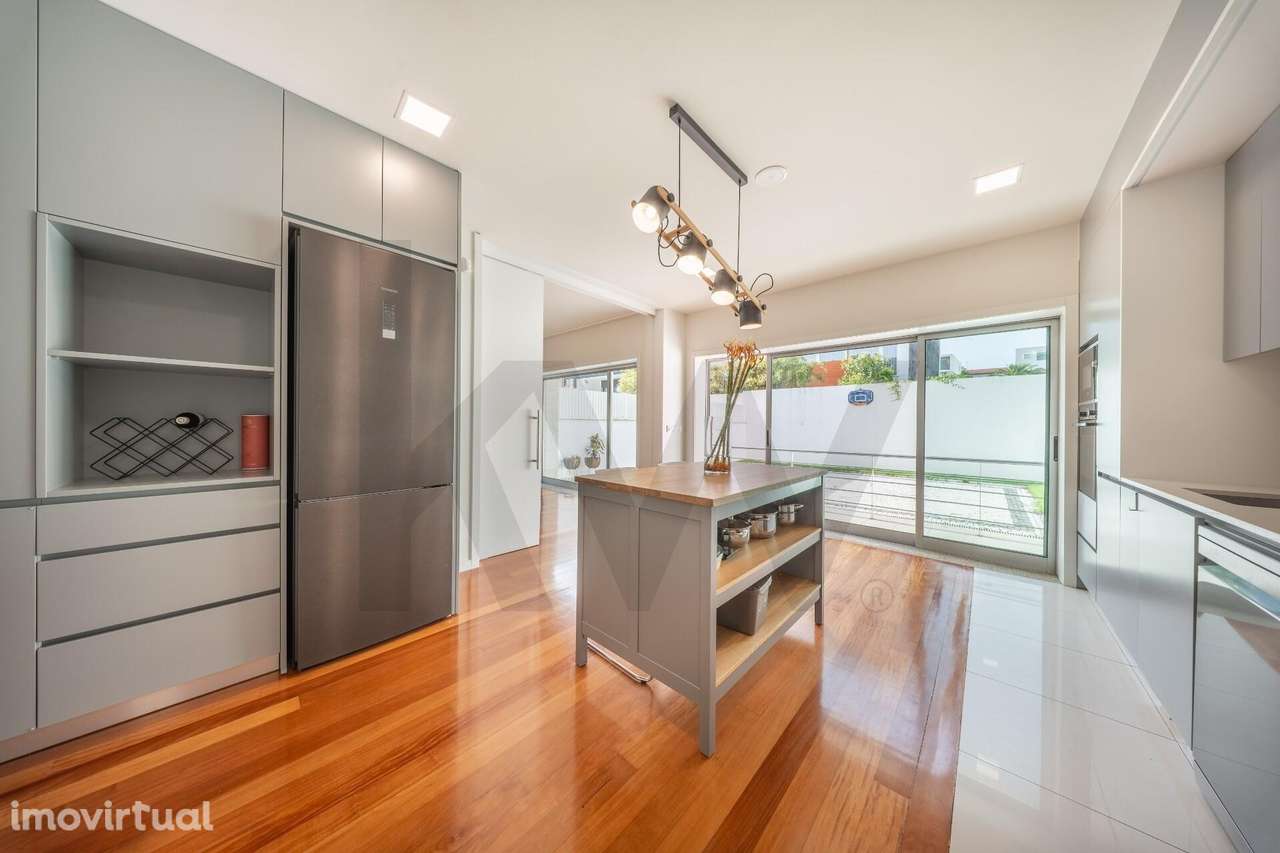 Moradia T4 em Dume, junto ao Estádio do Braga - Grande imagem: 3/42