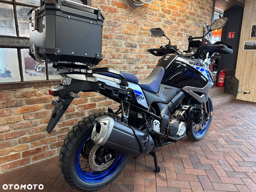 Suzuki DL - 3