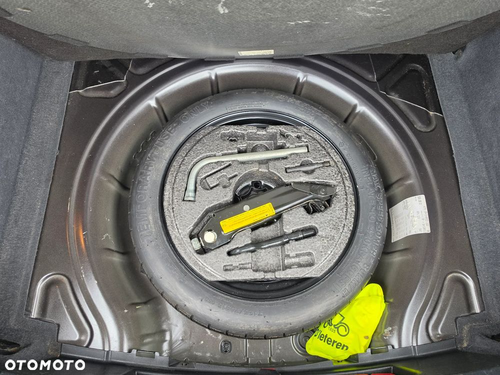 Audi A3 Sportback 1.6 TDI DPF Ambiente - 21