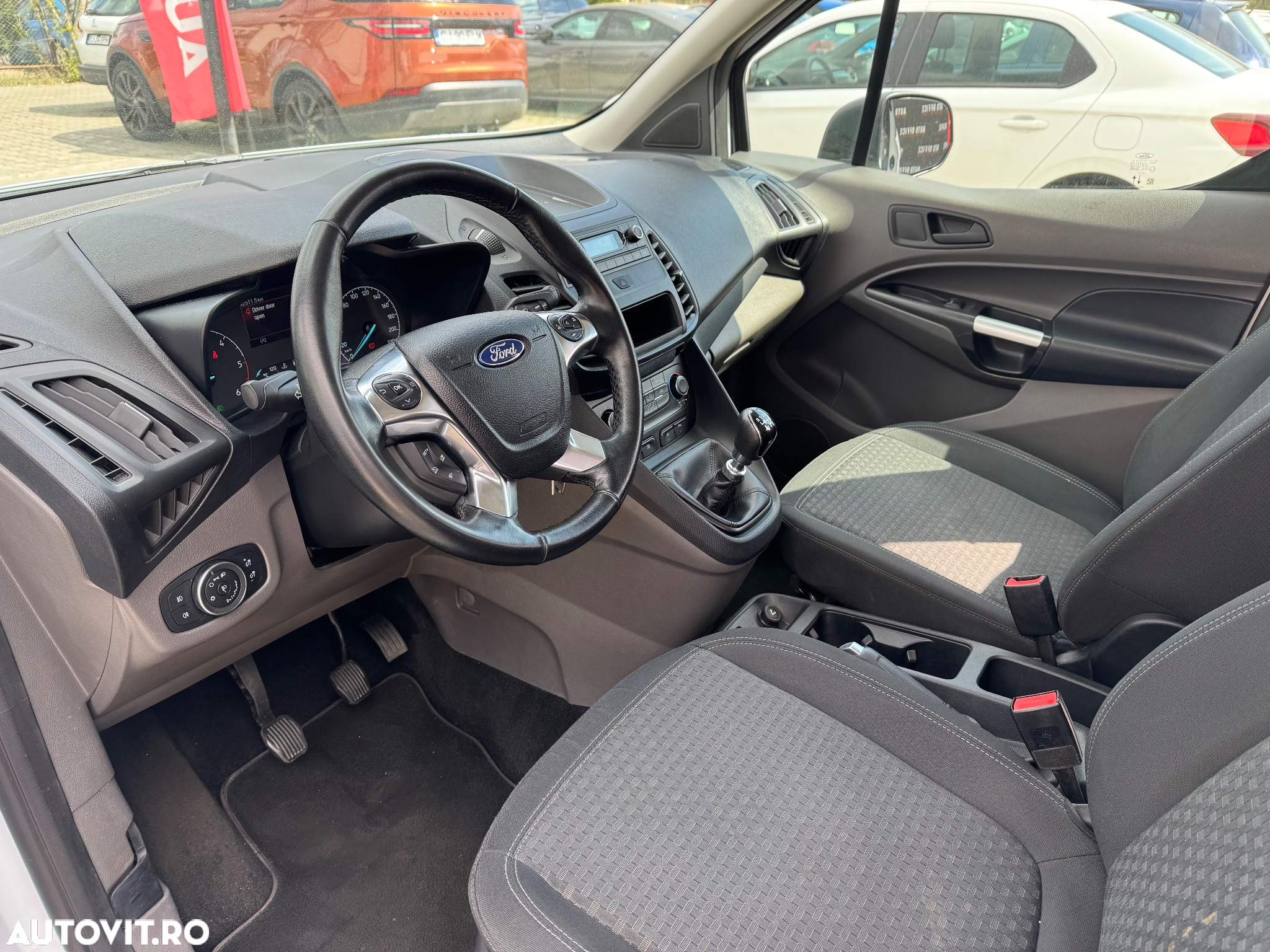Ford Transit Connect 1.5 EcoBlue 100CP 6MT Kombi L2 Titanium - 10