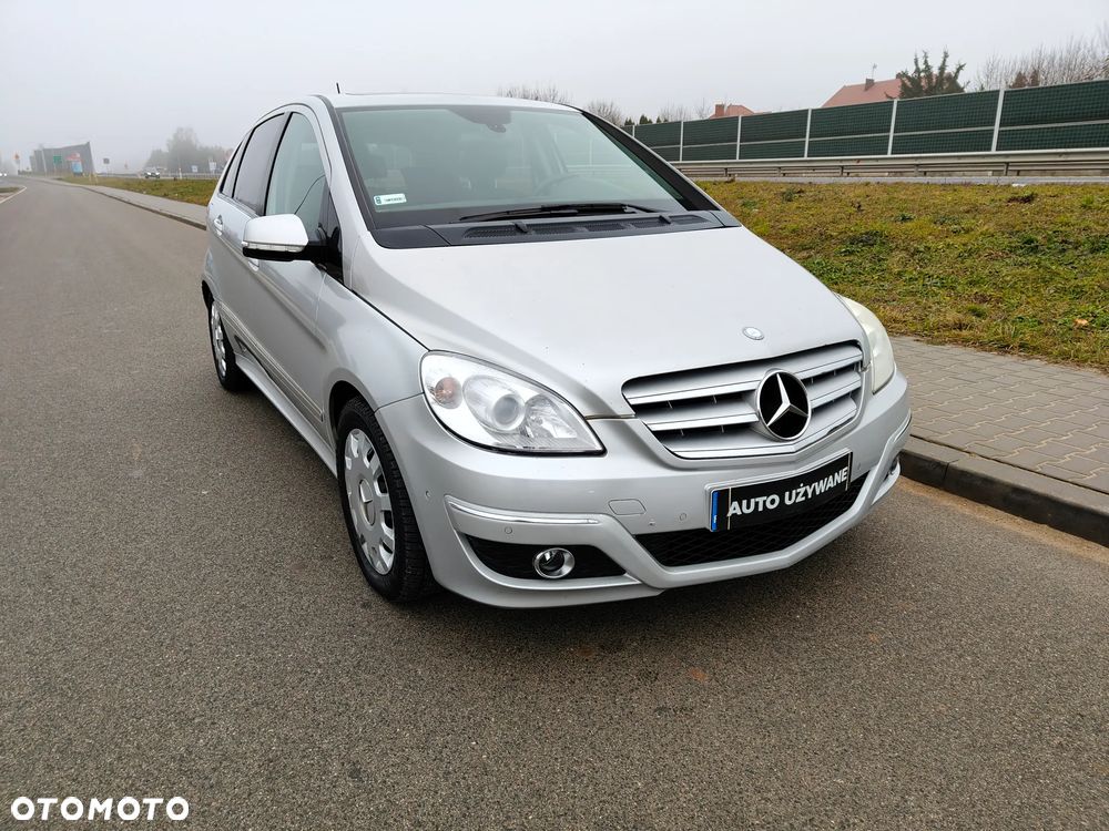 Mercedes-Benz Klasa B 180 CDI Special Edition - 21
