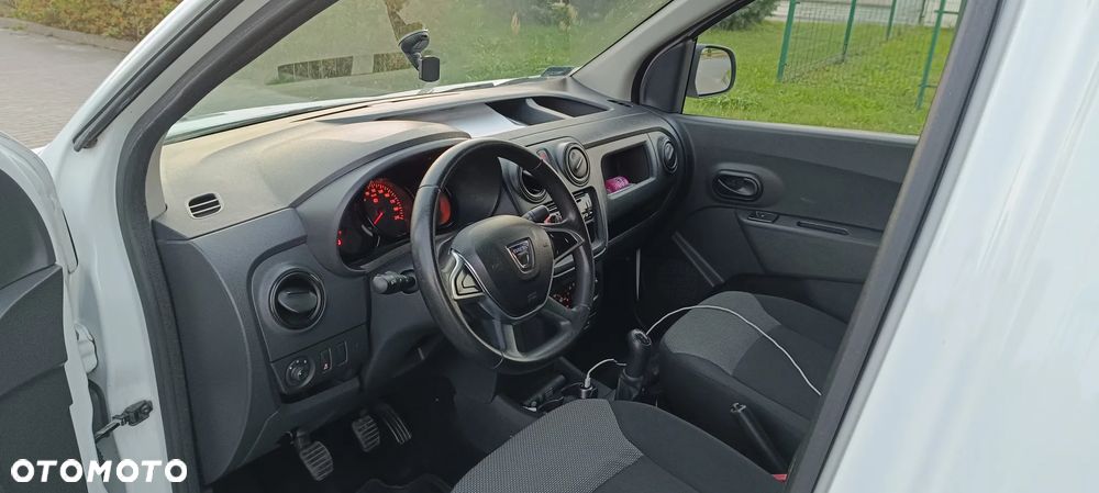 Dacia Dokker - 10