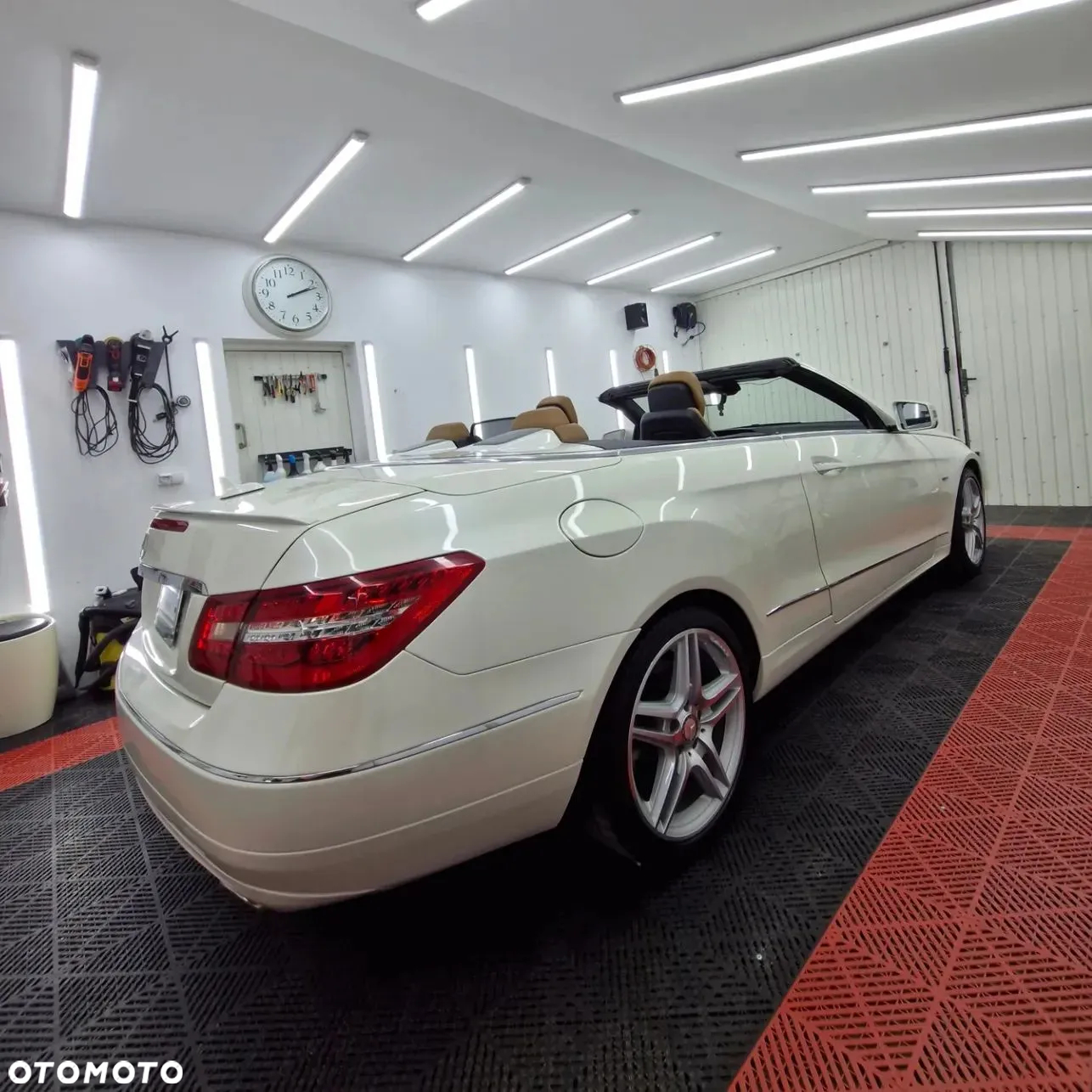 Mercedes-Benz Klasa E 350 BlueEffICIENCY - 4