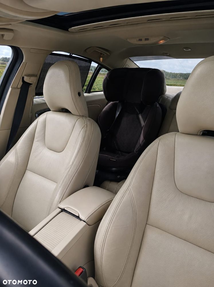 Volvo S60 D5 Summum - 10