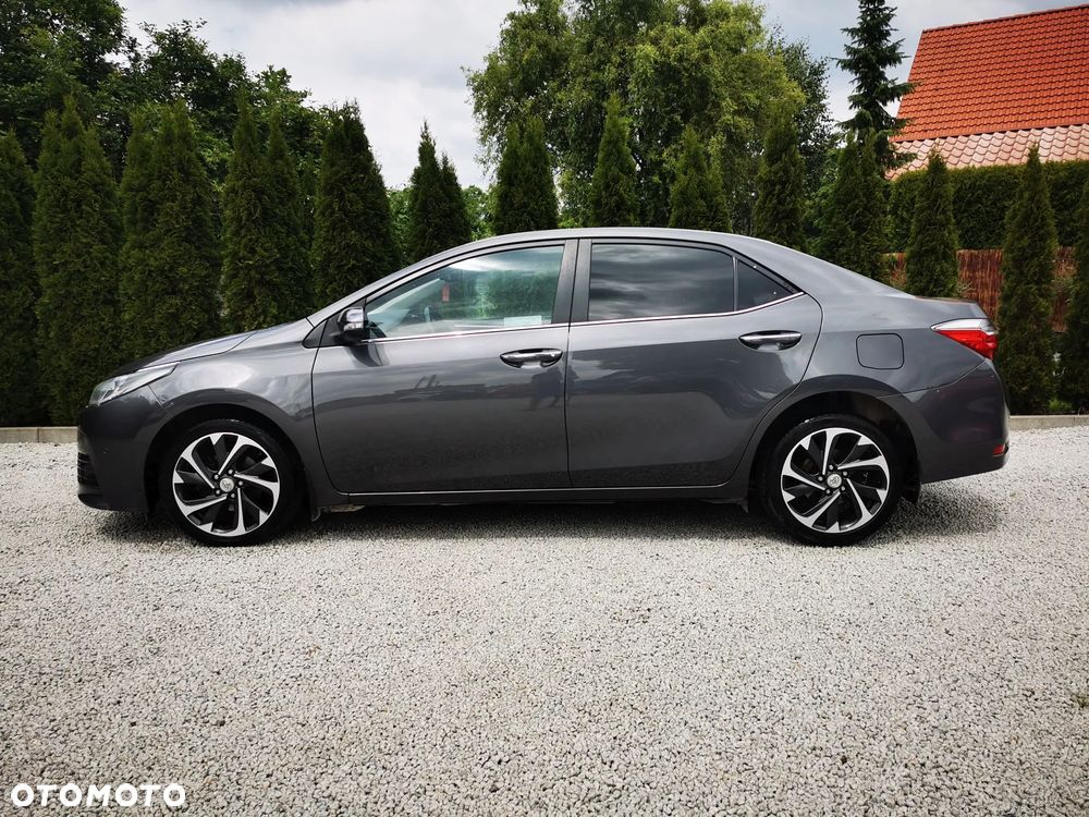 Toyota Corolla 1.6 Executive MS - 30