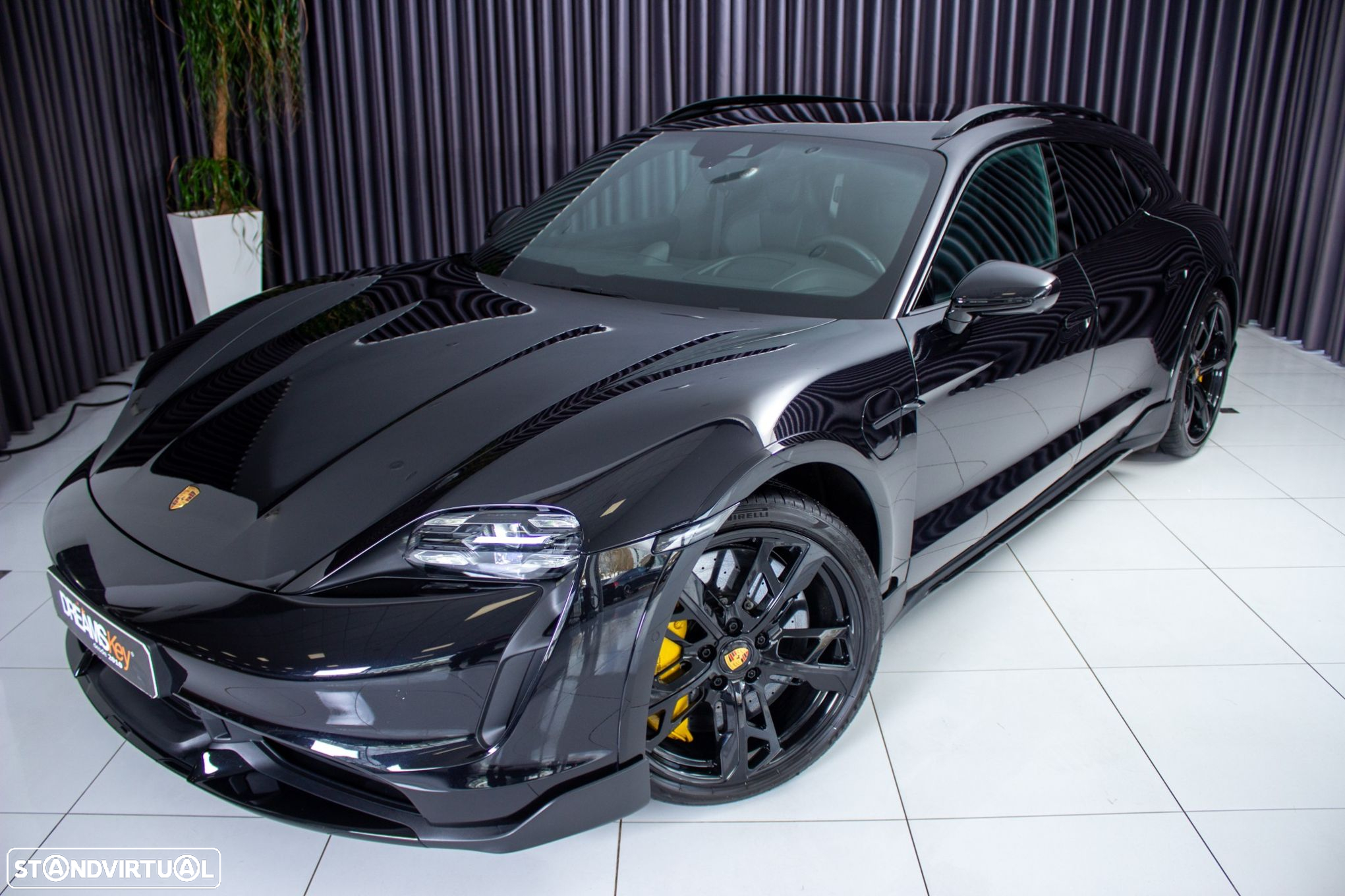 Porsche Taycan Cross Turismo Turbo S - 11