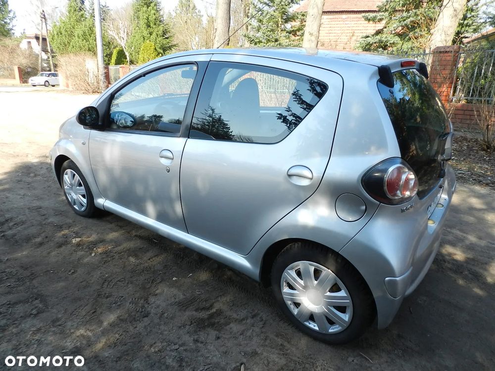 Toyota Aygo - 4