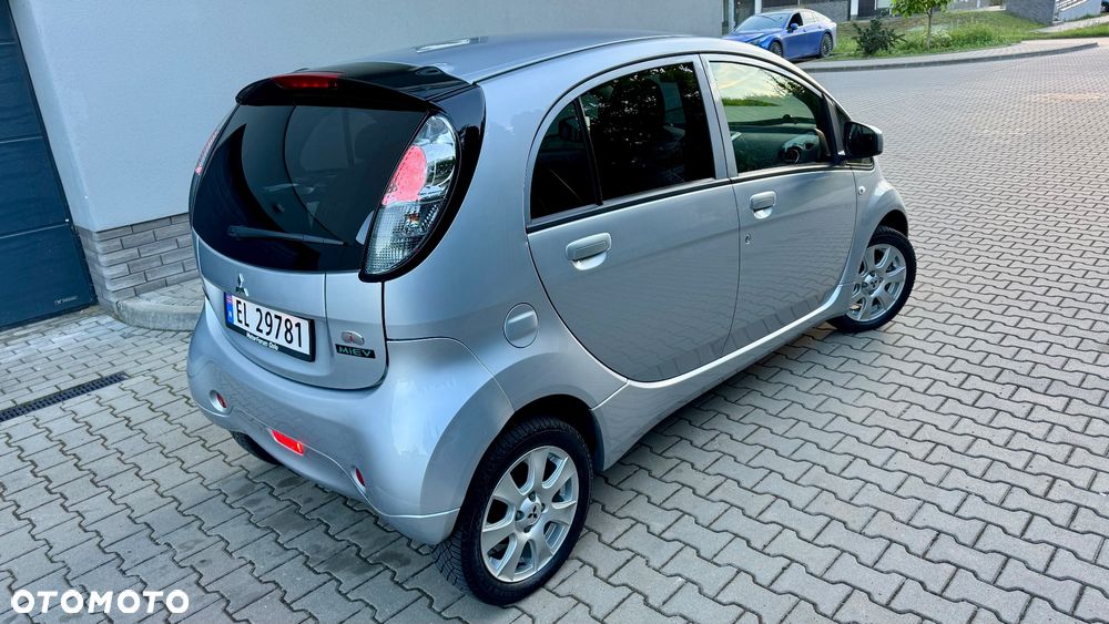Mitsubishi i-MiEV Standard - 5
