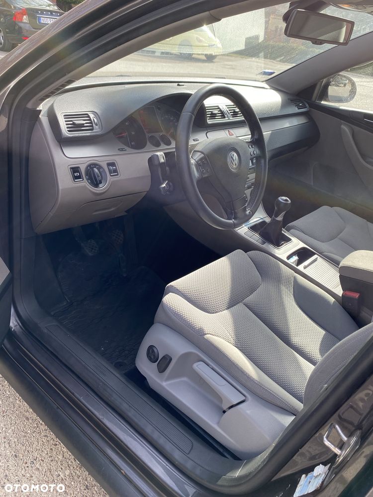 Volkswagen Passat - 6